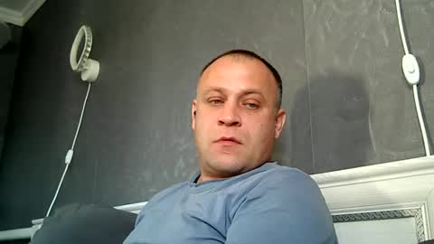 Sasha online show from 10-31-25, 07:09