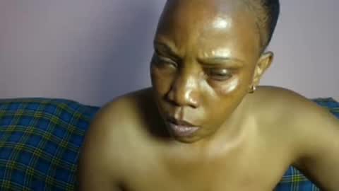 Snapshot of african_divaa chatting on 02-20-26, 05:26 african_divaa online show from 02-20-26, 05:26