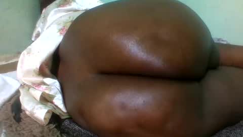 Snapshot of africangal6677 chatting on 06-02-26, 07:10 africangal6677 online show from 06-02-26, 07:10
