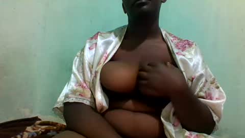 Snapshot of africangal6677 chatting on 06-23-26, 11:47 africangal6677 online show from 06-23-26, 11:47