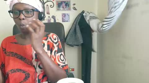 Snapshot of africanquee2 chatting on 12-30-24, 07:26 jackline online show from 12-30-24, 07:26