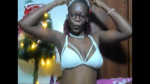 Leah online show from 12-25-24, 02:35