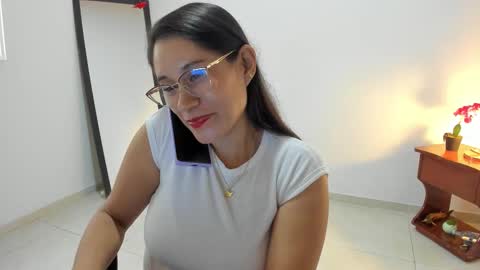 Lorena online show from 03-10-26, 03:28
