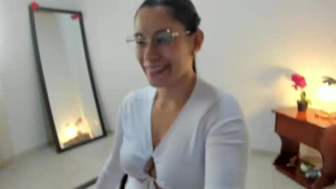Snapshot of afrodita3123 chatting on 05-26-26, 03:41 Lorena online show from 05-26-26, 03:41