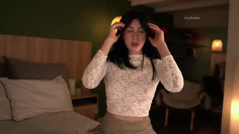 Emma online show from 11-22-25, 09:36