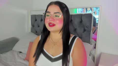 Snapshot of afrodita_grek chatting on 01-11-26, 06:07 Vanessa online show from 01-11-26, 06:07