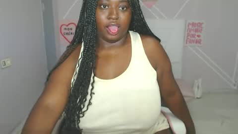 afroditaebano online show from 06-12-26, 08:57