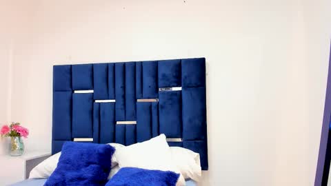 Snapshot of afroditaevans__ chatting on 02-24-26, 03:43 A F R O D I T A E V A N S online show from 02-24-26, 03:43