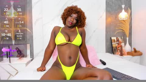 Snapshot of afroditaroy chatting on 12-06-24, 04:06 AfroditaRoy online show from 12-06-24, 04:06