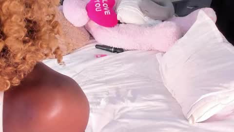 AfroditaRoy online show from 05-15-26, 11:01