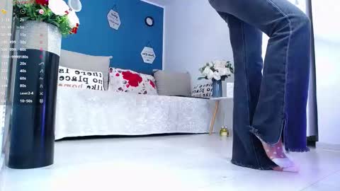 Amalia online show from 03-26-26, 04:23