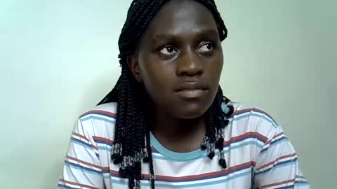 Snapshot of afronubians chatting on 02-25-25, 03:05 afronubians online show from 02-25-25, 03:05