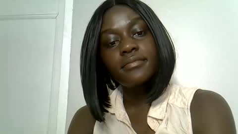 Snapshot of afronubians chatting on 09-26-25, 07:45 afronubians online show from 09-26-25, 07:45