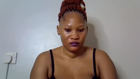 Snapshot of afronubians chatting on 02-12-26, 05:13 afronubians online show from 02-12-26, 05:13