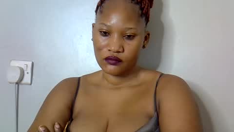 Snapshot of afronubians chatting on 02-15-26, 06:54 afronubians online show from 02-15-26, 06:54