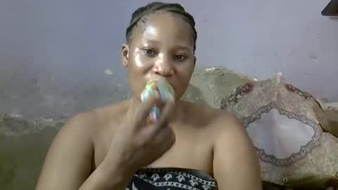 Snapshot of afronubians chatting on 04-07-26, 09:15 afronubians online show from 04-07-26, 09:15