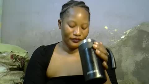 Snapshot of afronubians chatting on 04-11-26, 07:45 afronubians online show from 04-11-26, 07:45