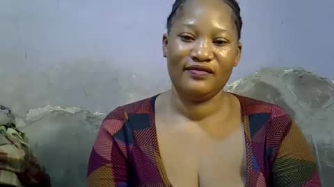 Snapshot of afronubians chatting on 04-13-26, 06:24 afronubians online show from 04-13-26, 06:24