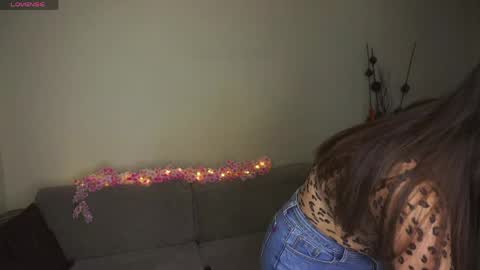 Lana  1800 - 0330 UTC   Mia 0700- 1630 UTC online show from 04-07-26, 06:14