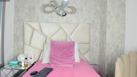 agartha_velvet online show from 04-01-26, 03:20