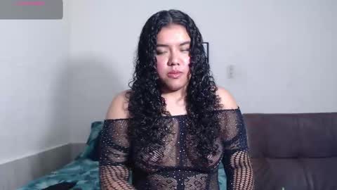 Agatha online show from 11-28-25, 05:32