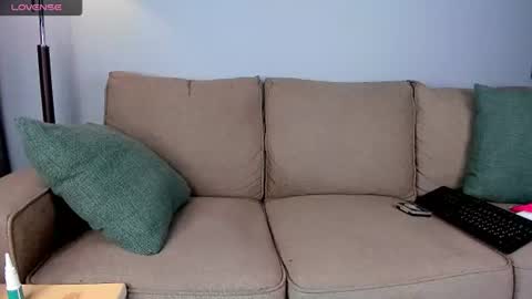 Snapshot of agata_haris chatting on 06-23-26, 02:31 Agata online show from 06-23-26, 02:31