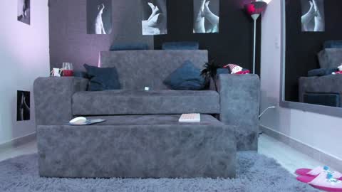 Agata Collinss online show from 12-12-24, 04:26