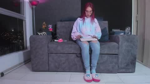 Agata Collinss online show from 02-14-25, 03:54