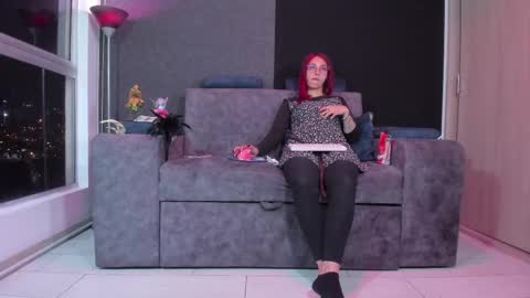 Agata Collinss online show from 02-19-25, 04:12