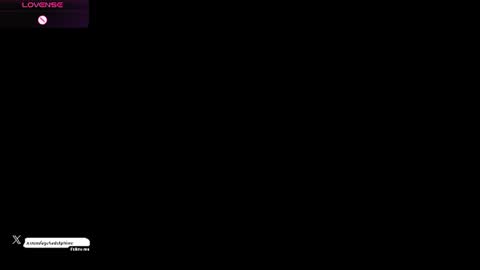Snapshot of agatadelphine_mr chatting on 06-17-26, 01:23 Agatadelphine online show from 06-17-26, 01:23