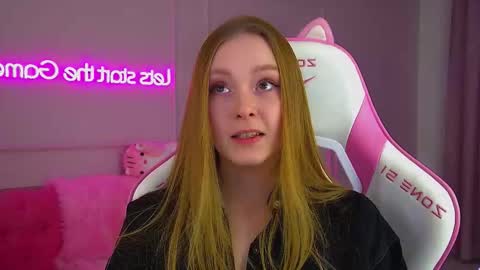 AgataFoxley online show from 11-24-25, 07:30