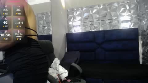 Agatha online show from 10-24-25, 11:39