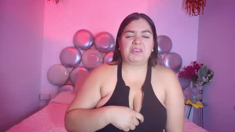 Agatha online show from 11-27-25, 12:40