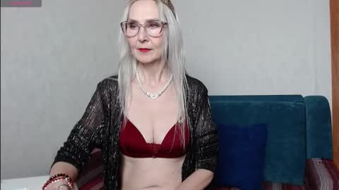 Agatha online show from 01-12-26, 02:33