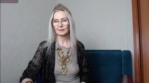 Agatha online show from 01-14-26, 09:04