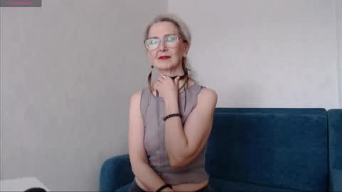 Agatha online show from 03-27-26, 03:56