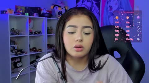 Cat online show from 12-22-24, 07:22