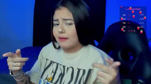 Cat online show from 11-26-25, 04:35