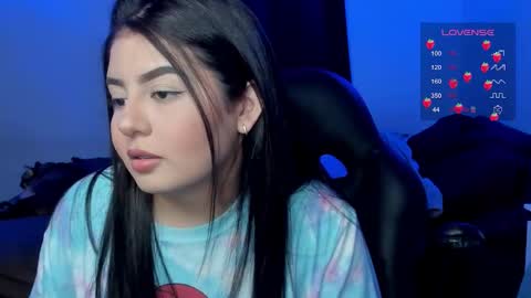 Cat online show from 01-06-26, 05:44