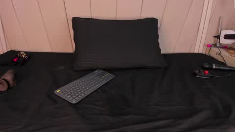 Agatha Steel online show from 03-03-25, 10:31