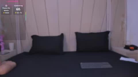 Agatha Steel online show from 01-08-26, 07:38