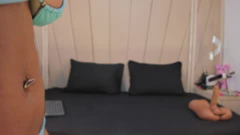 Agatha Steel online show from 04-14-26, 07:20