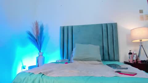 Snapshot of agathaa_white chatting on 02-24-25, 02:48 Agathaa white online show from 02-24-25, 02:48