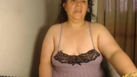 Snapshot of agathaaaa chatting on 06-16-26, 11:02 online show from 06-16-26, 11:02