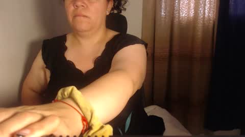 Snapshot of agathaaaa chatting on 06-18-26, 12:42 online show from 06-18-26, 12:42