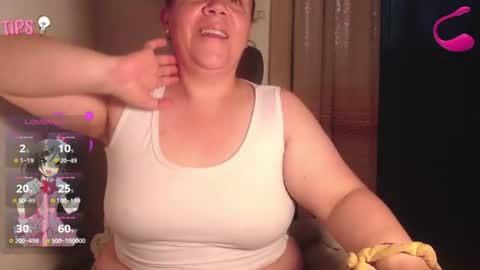 Snapshot of agathaaaa chatting on 06-19-26, 11:03 online show from 06-19-26, 11:03