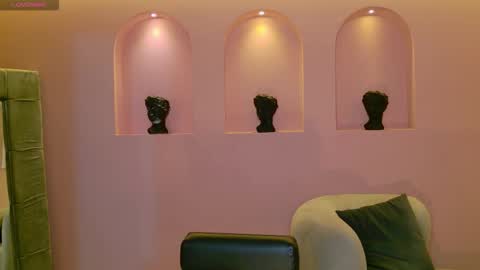 Agatha online show from 10-21-25, 07:58