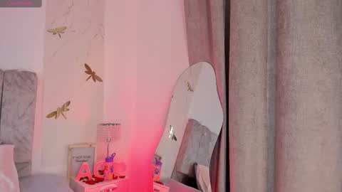 Snapshot of agathaowens chatting on 02-13-25, 03:18 Agatha Owens online show from 02-13-25, 03:18