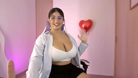 Snapshot of agathaowens chatting on 09-25-25, 01:31 Agatha Owens online show from 09-25-25, 01:31