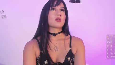 Snapshot of aggie_swett chatting on 11-25-25, 11:27 Maggie online show from 11-25-25, 11:27